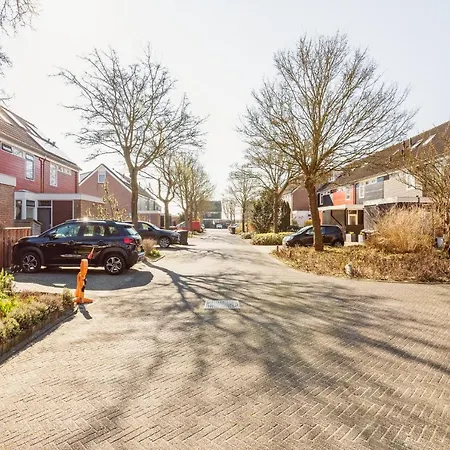 Holiday home De Zonnestraal Bergen