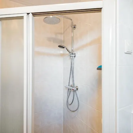 De Zonnestraal Holiday home *